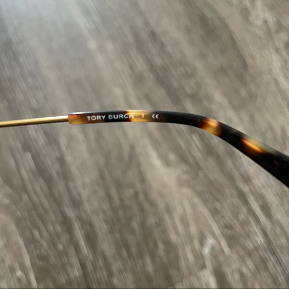 Tory Burch Cutout Sunglasses - Picture 3 of 6